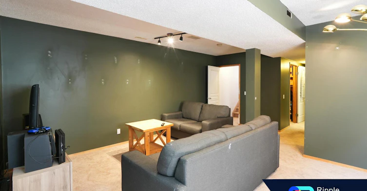 15754 Everstone Road Southwest, Calgary, AB, T2Y 4M3 - 14