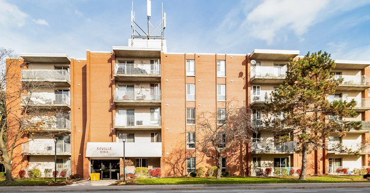 FEED-9150 Wyandotte Street East, Windsor, ON, N8S 1V3 - 9