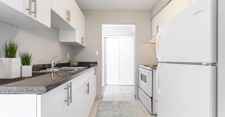 FEED-9150 Wyandotte Street East, Windsor, ON, N8S 1V3 - 2