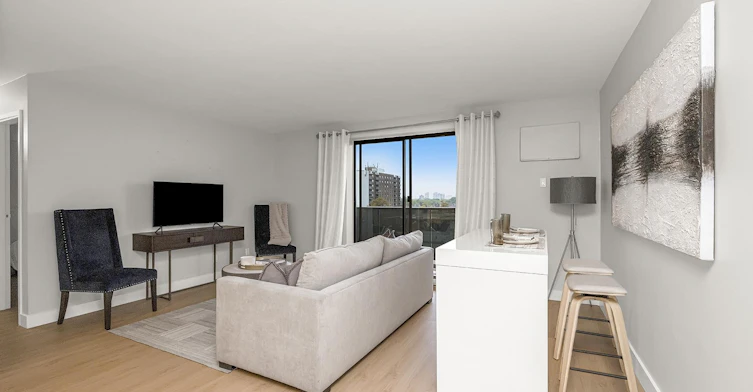 1400 Ouellette Avenue, Windsor, ON, N8X 4T4 - 3