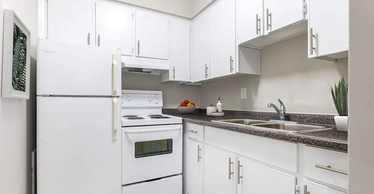 FEED-7890 Saint Rose Avenue, Windsor, ON, N8S 1Z3 - 2