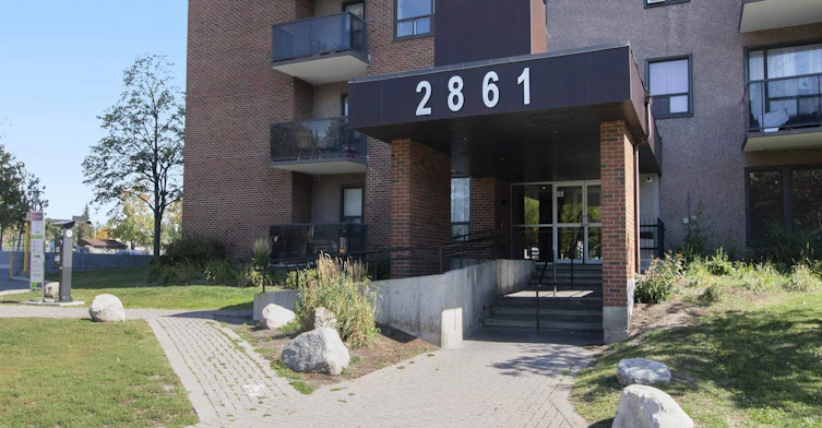 2861 Baycrest Drive, Ottawa, ON, K1V 8X8