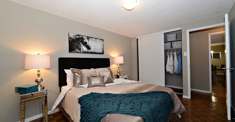 2861 Baycrest Drive, Ottawa, ON, K1V 8X8 - 4