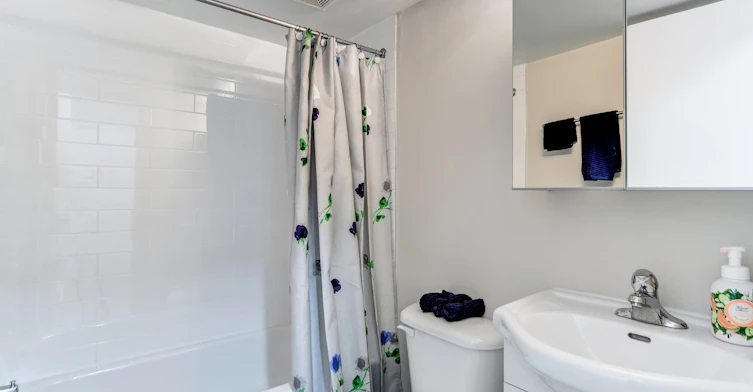 206-2125 Saint Marc Rue, Montréal, QC, H3H 2P1 - 4