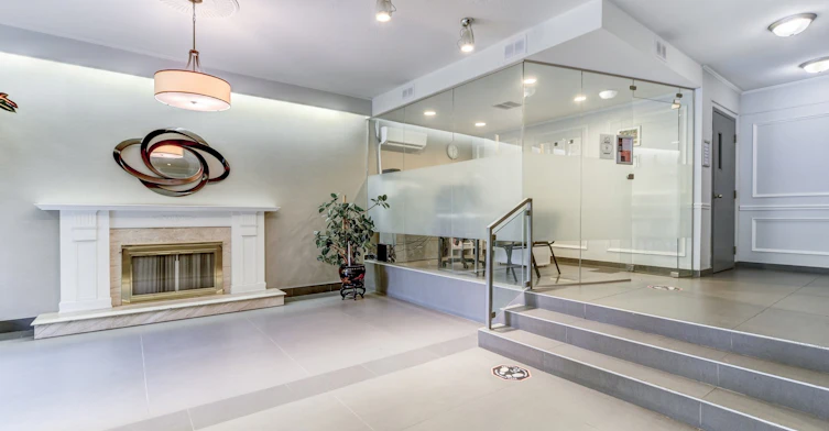 206-5500 Borden Avenue, Côte-Saint-Luc, QC, H4V 2T4 - 8