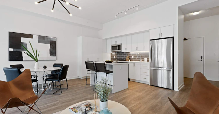 FEED-2826 Sandalwood Drive, Ottawa, ON, K1V 2T8 - 2