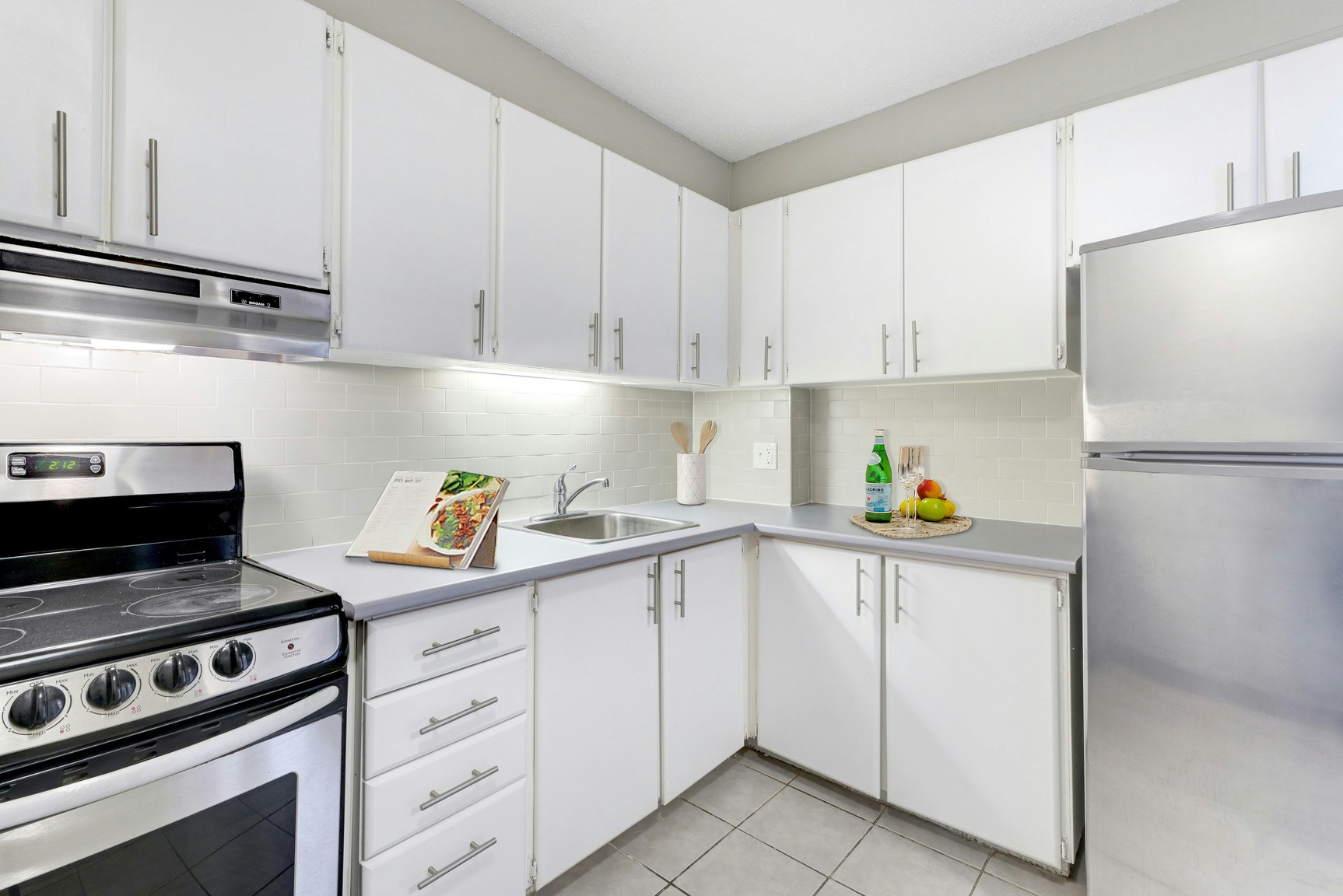 FEED-2870 Cedarwood Drive, Ottawa, ON, K1V 8Y5