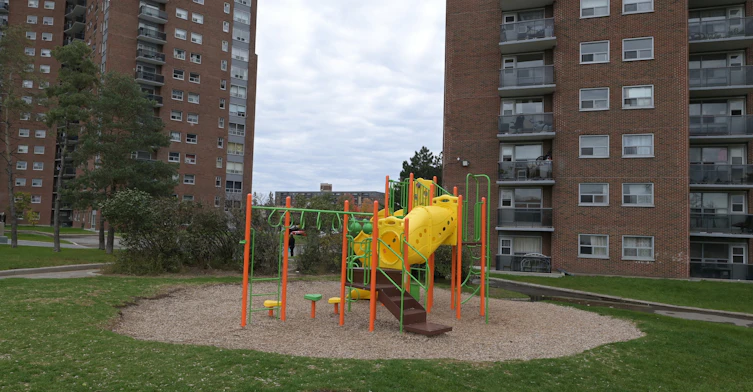 FEED-2870 Cedarwood Drive, Ottawa, ON, K1V 8Y5 - 12