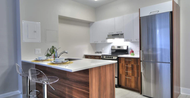 47-2070 De Maisonneuve Boulevard Ouest, Montréal, QC, H3H 1K8
