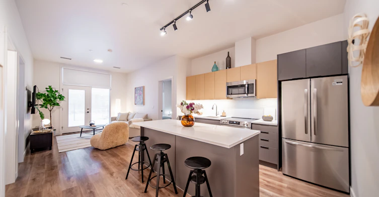 D6-818 Na'a Drive SW, Calgary, AB, T3H 6P3 - 26