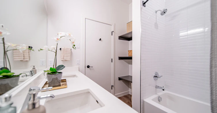 C1-818 Na'a Drive SW, Calgary, AB, T3H 6P3 - 40