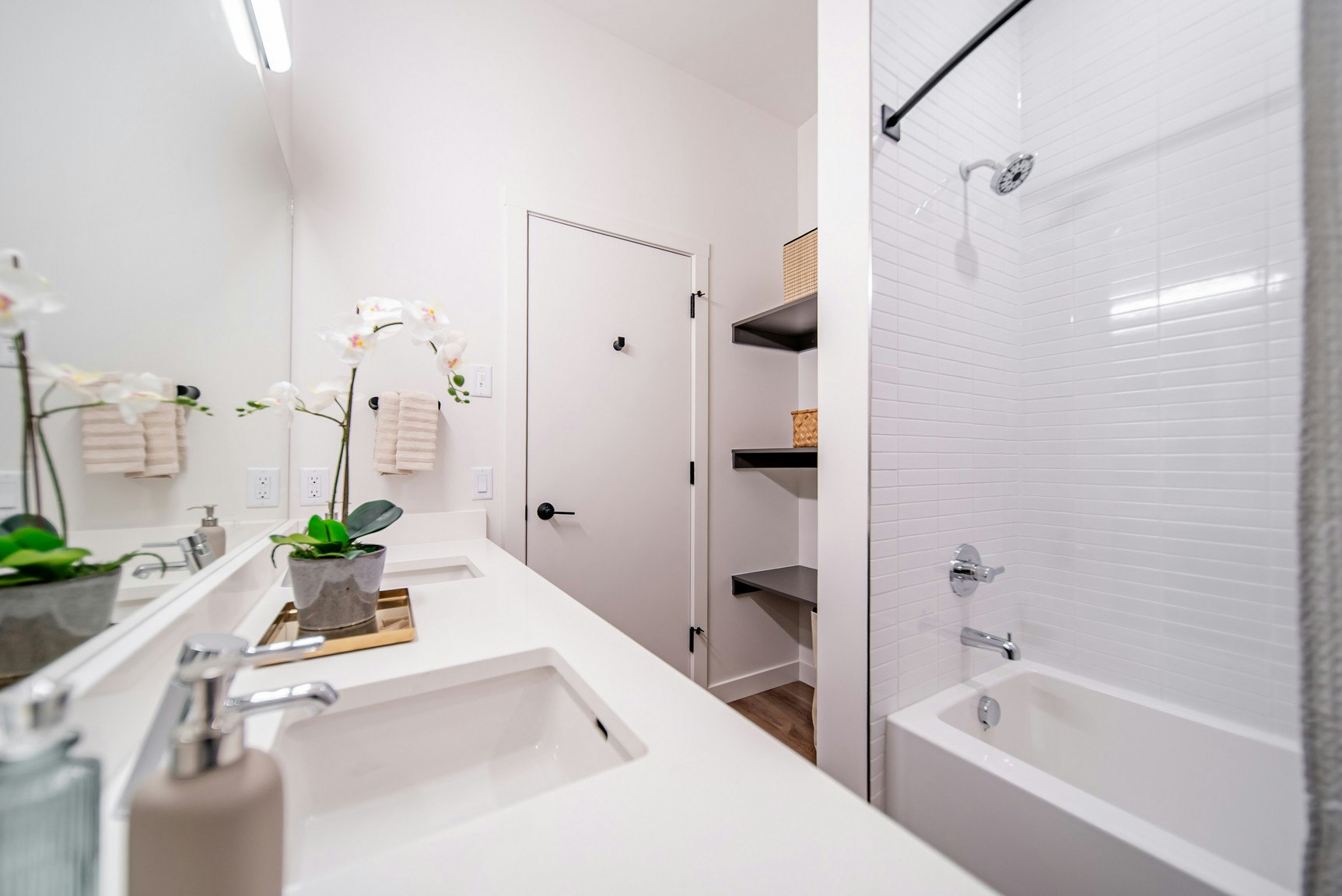 C2-818 Na'a Drive SW, Calgary, AB, T3H 6P3 - 40