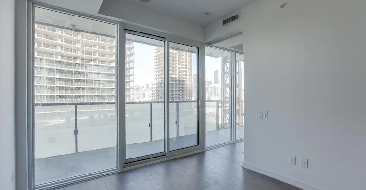 1401-101 Peter Street, Toronto, ON, M5V 0P1 - 11