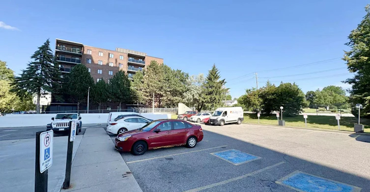 308-294 Chandler Drive, Kitchener, ON, N2E 2K1 - 8
