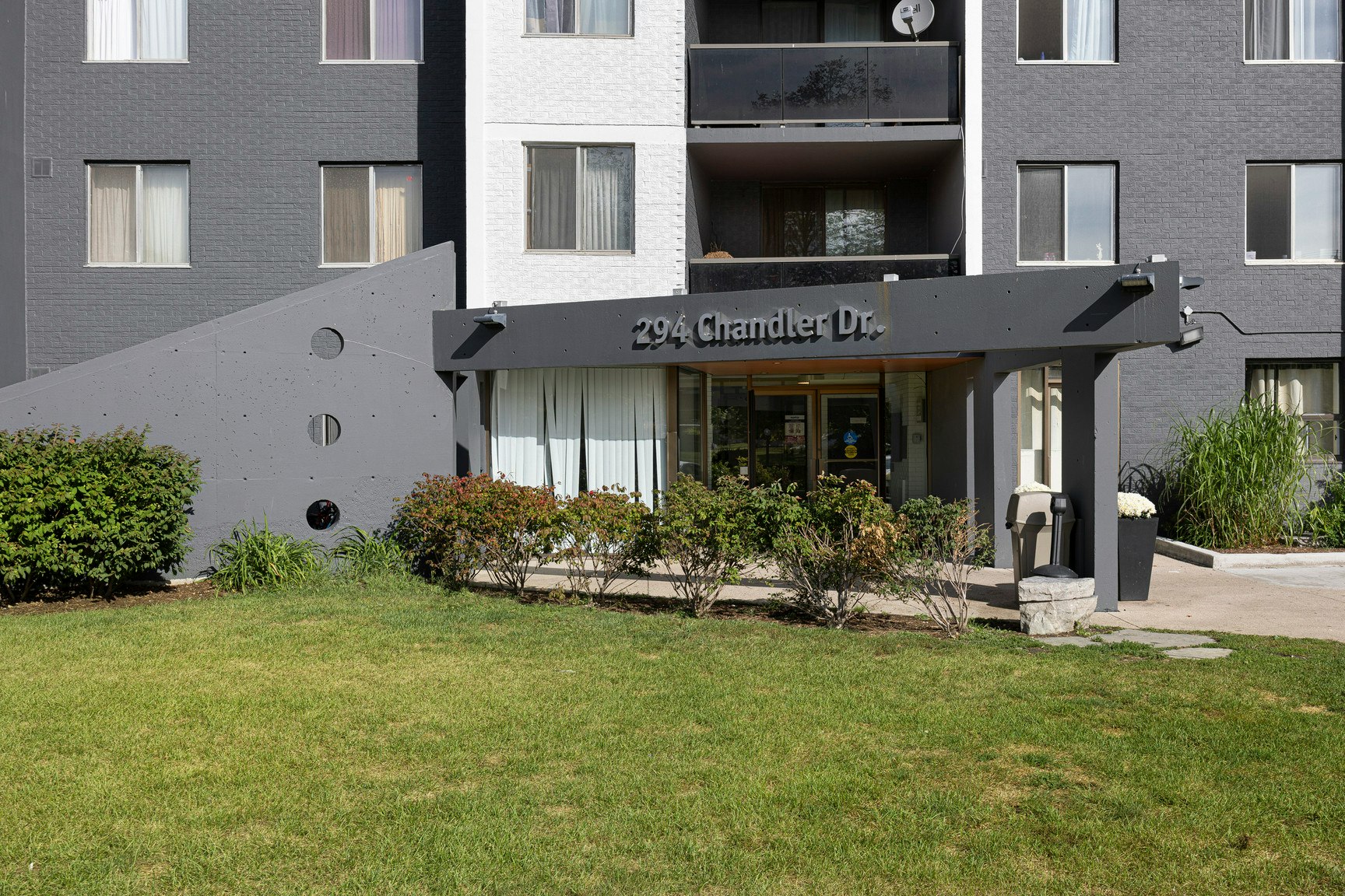 803-294 Chandler Drive, Kitchener, ON, N2E 2K1 - 21