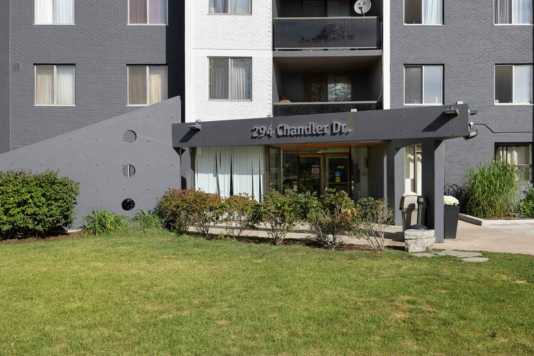 1006-294 Chandler Drive, Kitchener, ON, N2E 2K1 - 42
