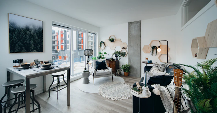 950 Mcpherson Square Northeast, Calgary, AB, T2E 8C7 - 2