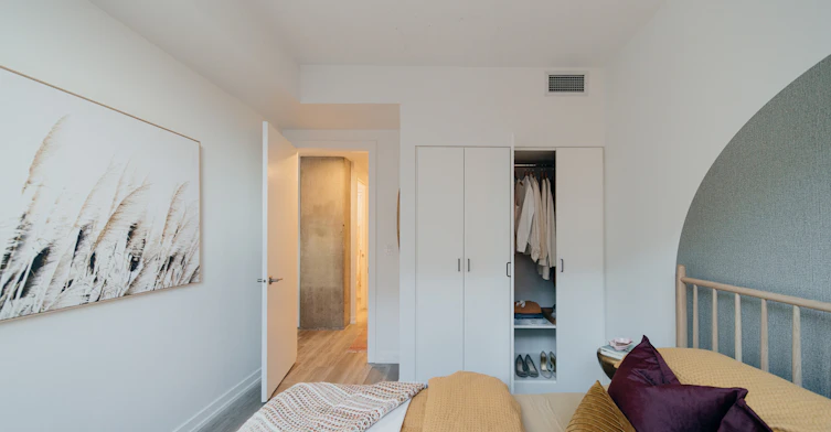 950 Mcpherson Square Northeast, Calgary, AB, T2E 8C7 - 2