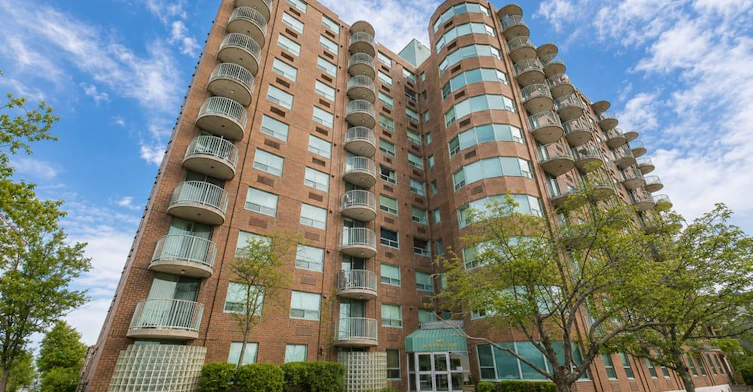 402-1440 Heron Road, Ottawa, ON, K1V 0X2