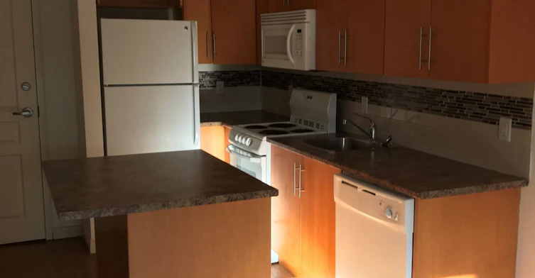 222 Portland, Dartmouth, NS, B2Y 1J6 - 2