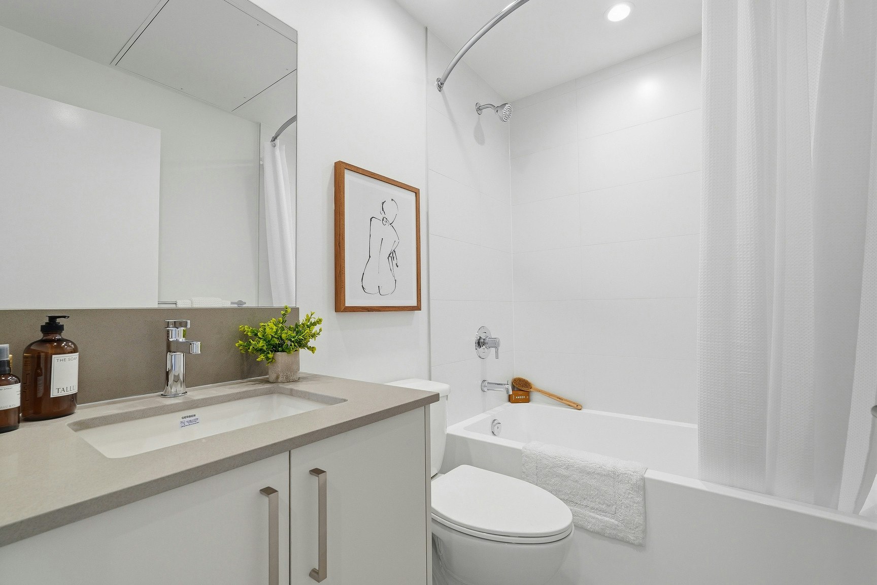 0-275 East 2nd Street, North Vancouver, BC, V7L 1C4 - 3