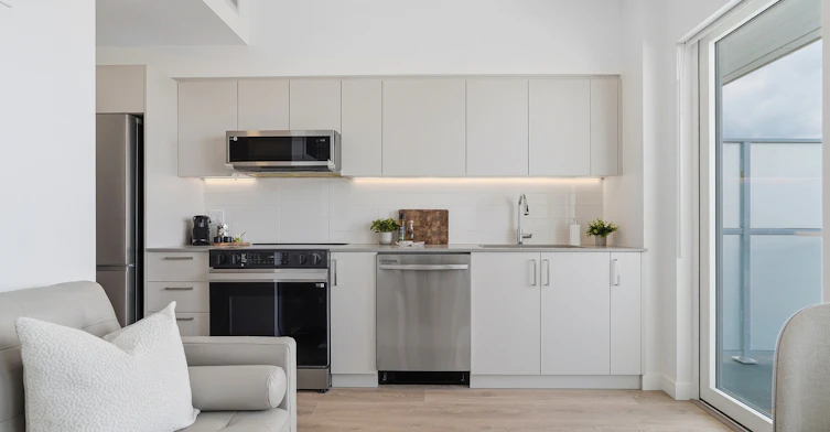 0-275 East 2nd Street, North Vancouver, BC, V7L 1C4 - 13