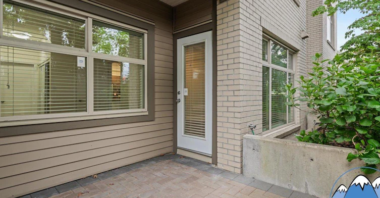 13468 King George Boulevard, Surrey, BC, V3T 0H5 - 18