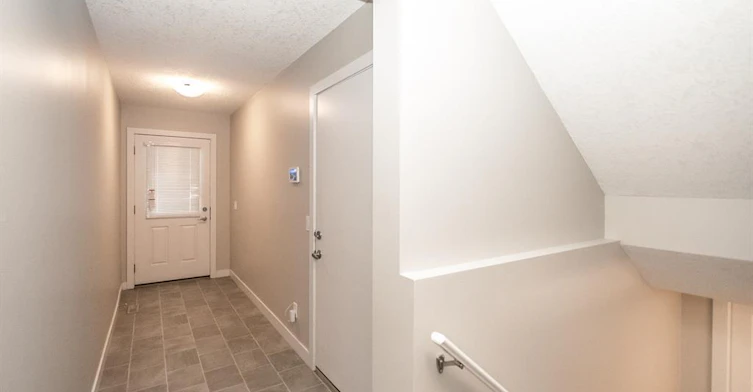 451 Sage Hill Grove Northwest, Calgary, AB, T3R 0Z8 - 3