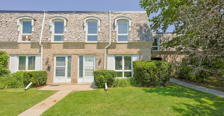 24-1400 Winding Trail, Mississauga, ON, L4Y 2T8 - 2