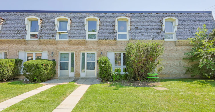 48-1400 Winding Trail, Mississauga, ON, L4Y 2T8