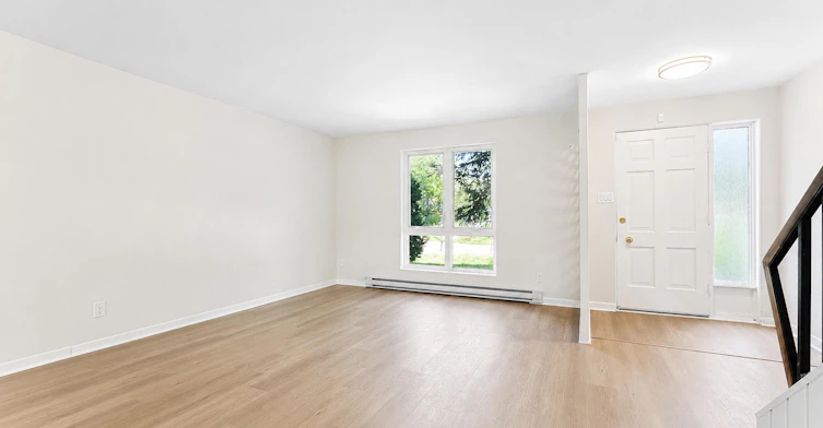 8-1400 Winding Trail, Mississauga, ON, L4Y 2T8 - 4