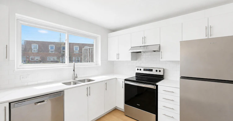 8-1400 Winding Trail, Mississauga, ON, L4Y 2T8 - 8