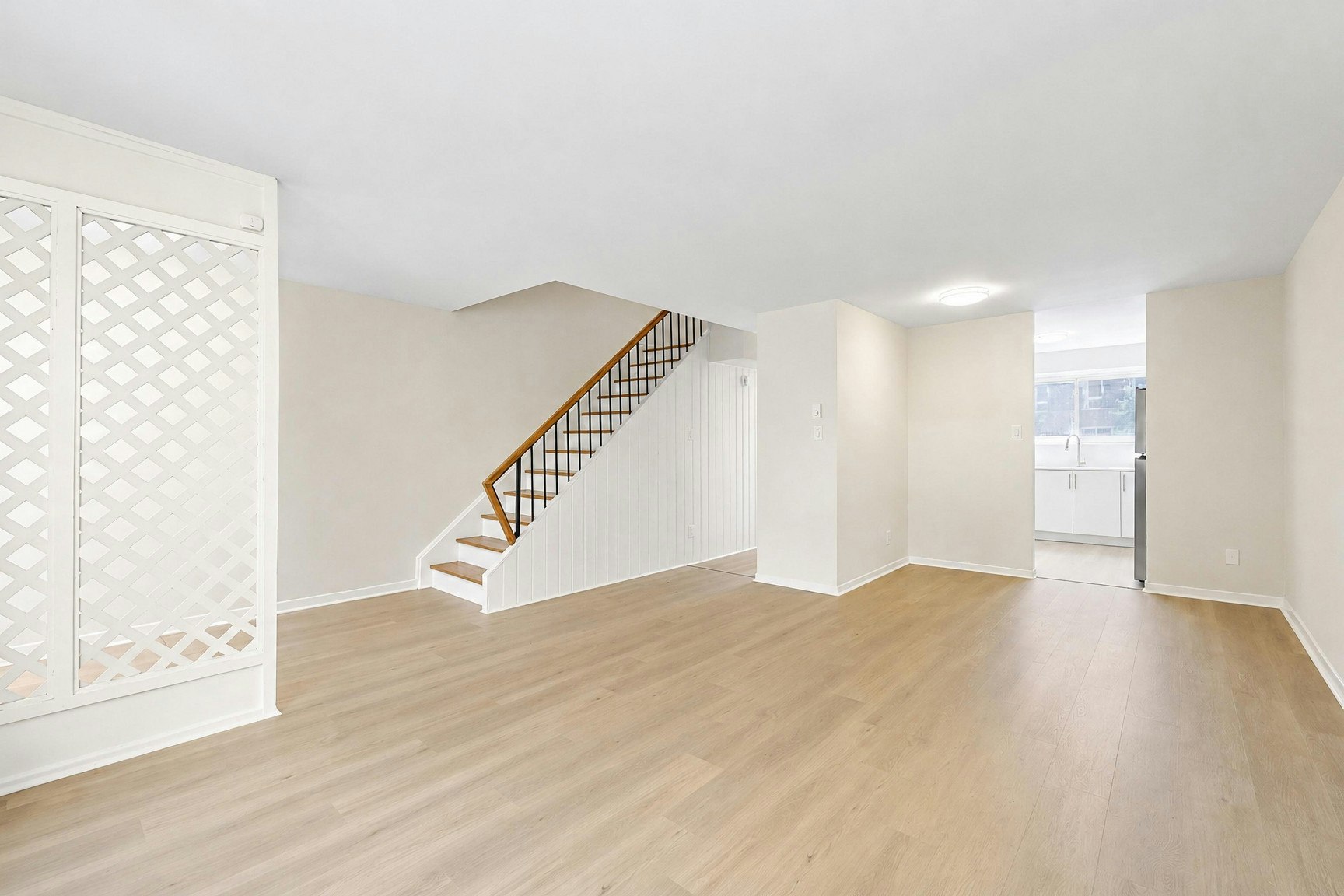 8-1400 Winding Trail, Mississauga, ON, L4Y 2T8 - 3