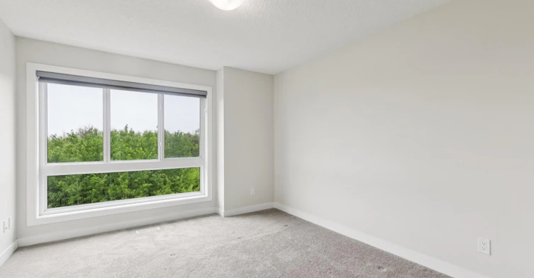 979 Crystallina Nera Way Northwest, Edmonton, AB, T5Z 0G5 - 2