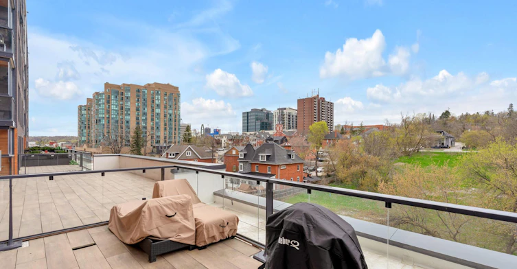 417 – 185 Dunlop St E-185 Dunlop Street East, Barrie, ON, L4M 0L7 - 17