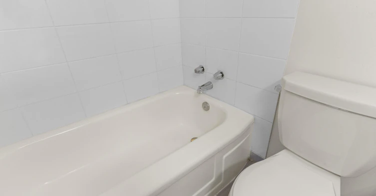 9820 104 Street Northwest, Edmonton, AB, T5K 0Z1 - 8