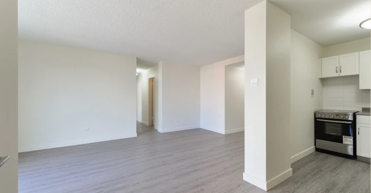 9624 105 Street Northwest, Edmonton, AB, T5K 0Z8 - 10