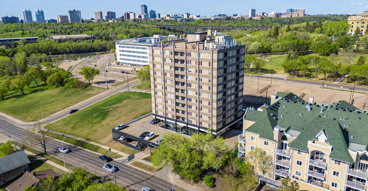 9624 105 Street Northwest, Edmonton, AB, T5K 0Z8 - 14