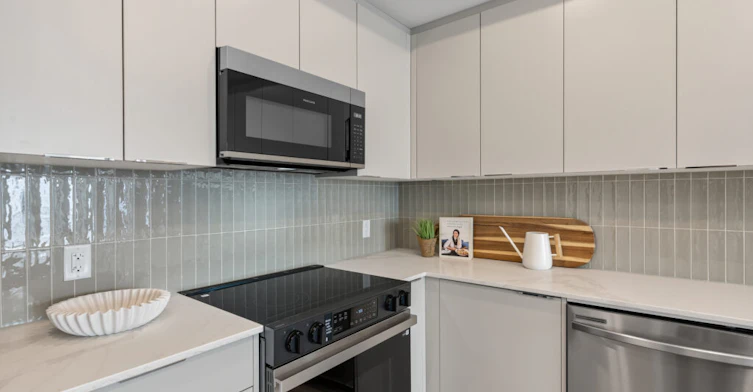 530-3271 Hilltown Drive, Kelowna, BC, V1V 0K9