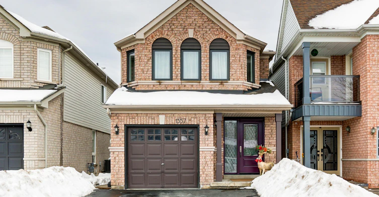 Bsmt-1557 Avonmore Square, Pickering, ON, L1V 7H5