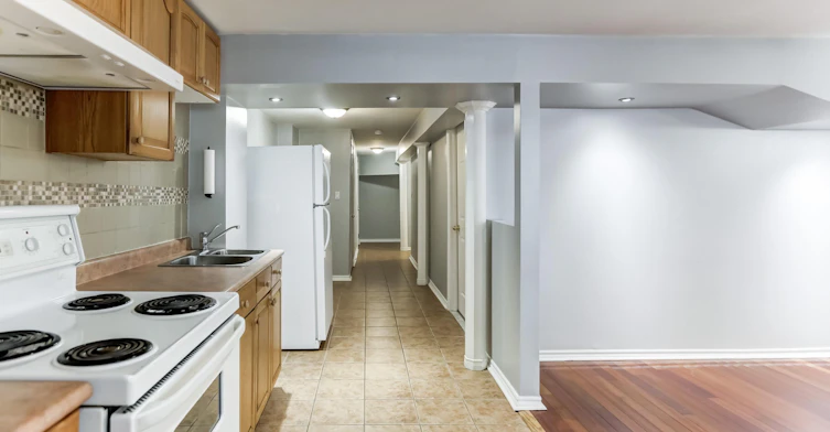 Bsmt-1557 Avonmore Square, Pickering, ON, L1V 7H5 - 6