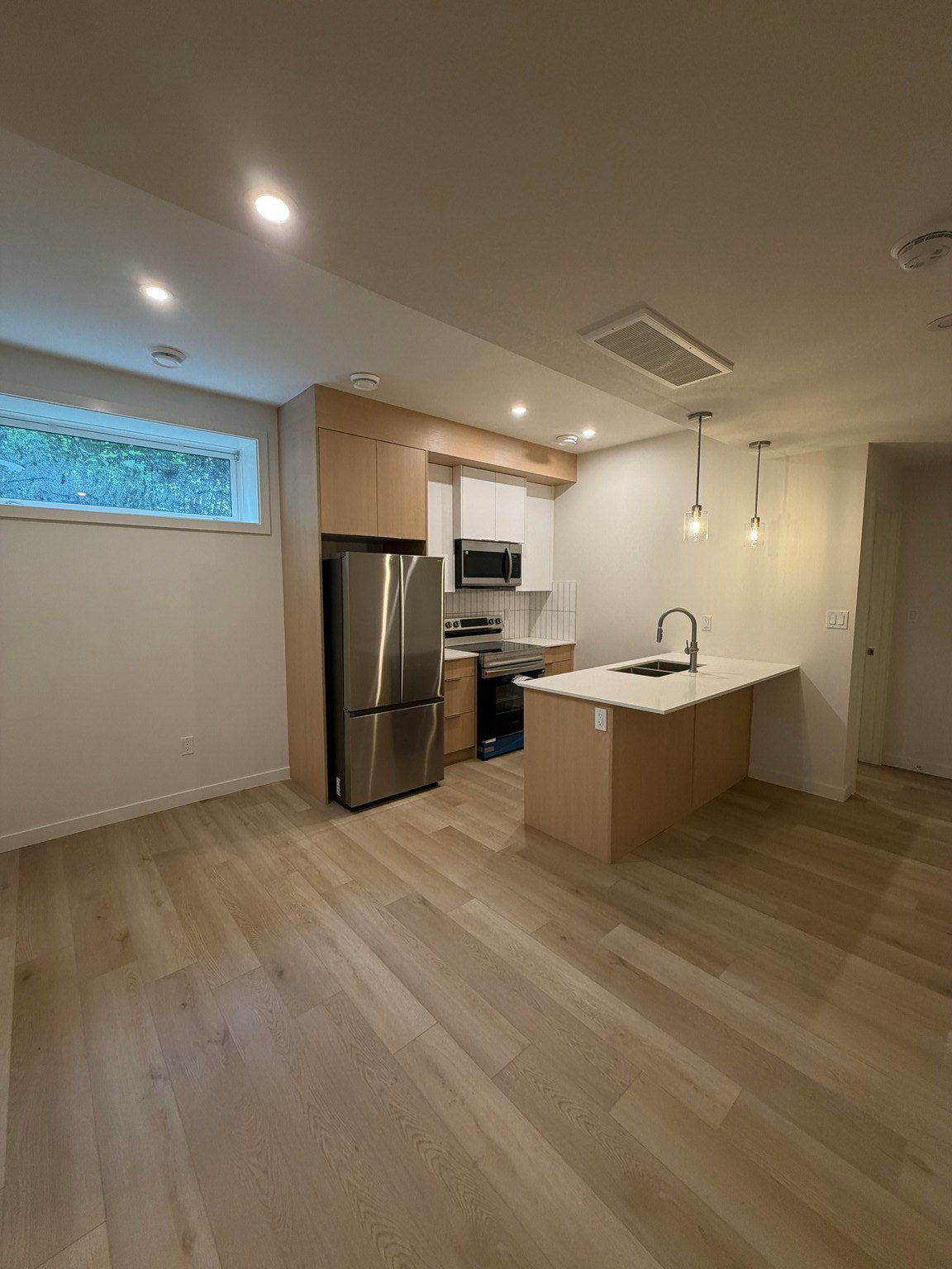1-12816 103 Street Northwest, Edmonton, AB, T5E 4M1