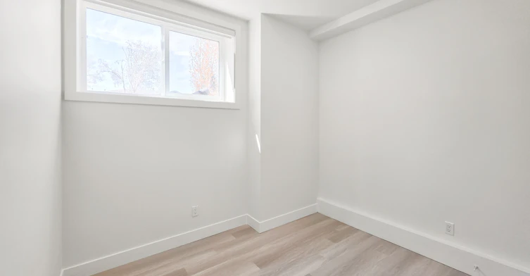 1B-7412 34 Avenue Northwest, Calgary, AB, T3B 1N6 - 9