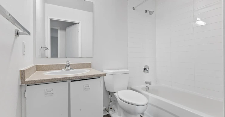 508-1551 Lycée Place, Ottawa, ON, K1G 4B5 - 8