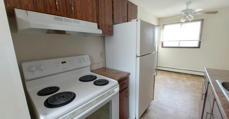 7148 Parke Avenue, Red Deer, AB - 4