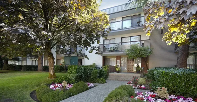 101-6630 Mckay Avenue, Burnaby, BC, V5H 2X2