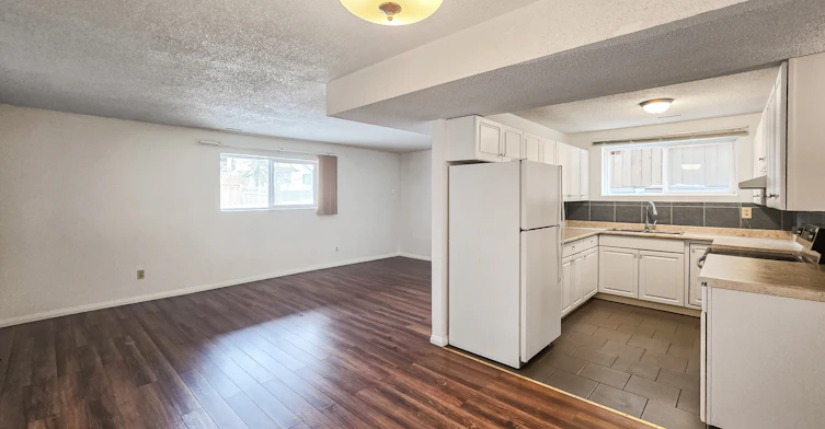 B-1515 36 Street Southeast, Calgary, AB, T2A 1C5 - 6
