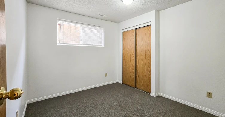 B-1515 36 Street Southeast, Calgary, AB, T2A 1C5 - 7