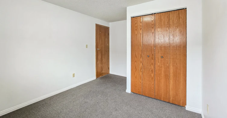 B-1515 36 Street Southeast, Calgary, AB, T2A 1C5 - 11