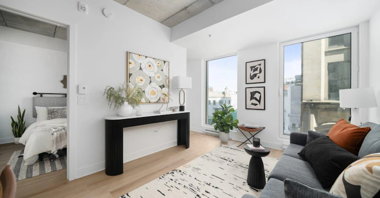 240 Notre Dame Rue Ouest, Montréal, QC, H2Y 1T3 - 17